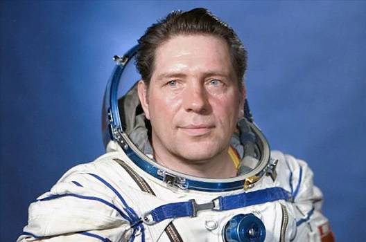 Cosmonaut_vladimir_lyakhov