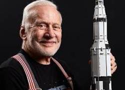 Buzz_aldrin