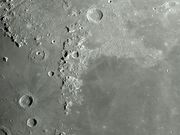 A cordilheira Montes CAUCASUS.