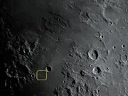 Provável cratera fantasma junto à cratera TRIESNECKER.
