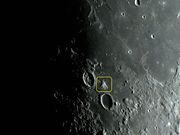 MONS HANSTEEN - uma montanha triangular de origem vulcânica.